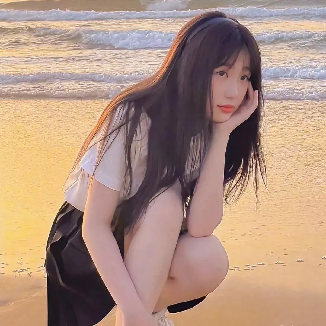 公寓里的两个女人